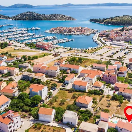 Barbara 2 By Guide Apartamento Tribalj