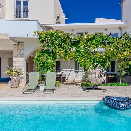 Apartamento Barbara 2 By Guide *