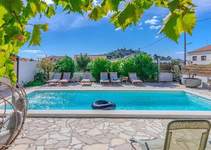 Barbara 2 By Guide 아파트 Tribalj