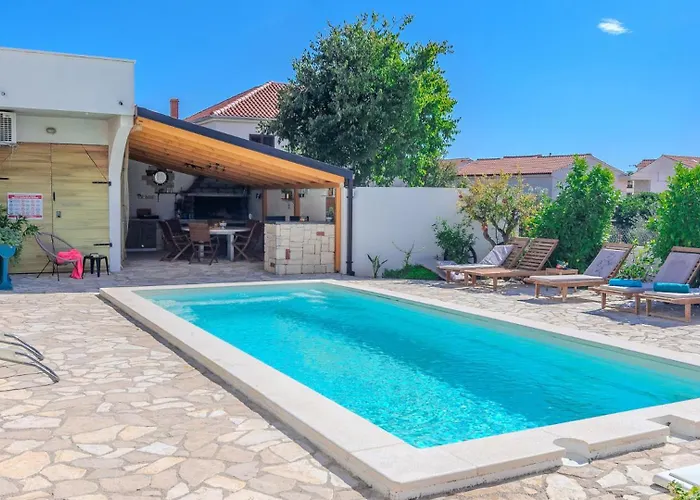 Barbara 2 By Guide * Tribalj